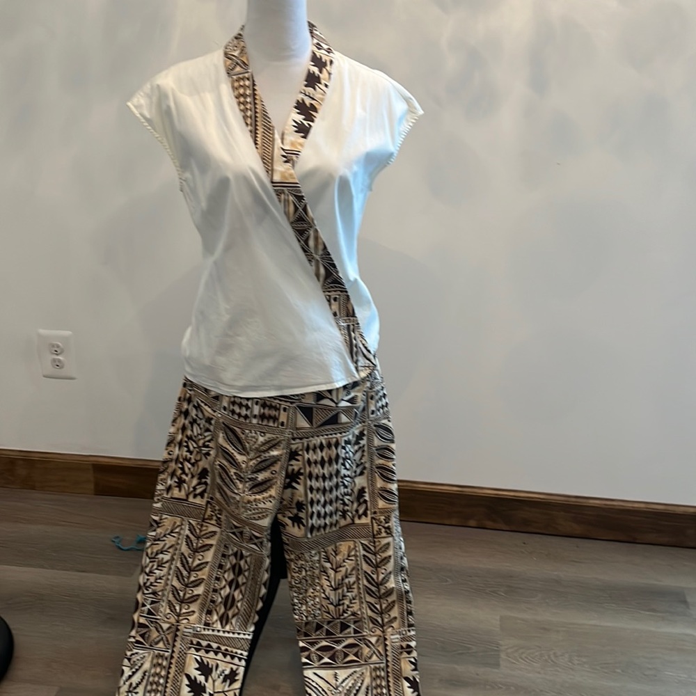 Chantal Gaudreau pantsuit